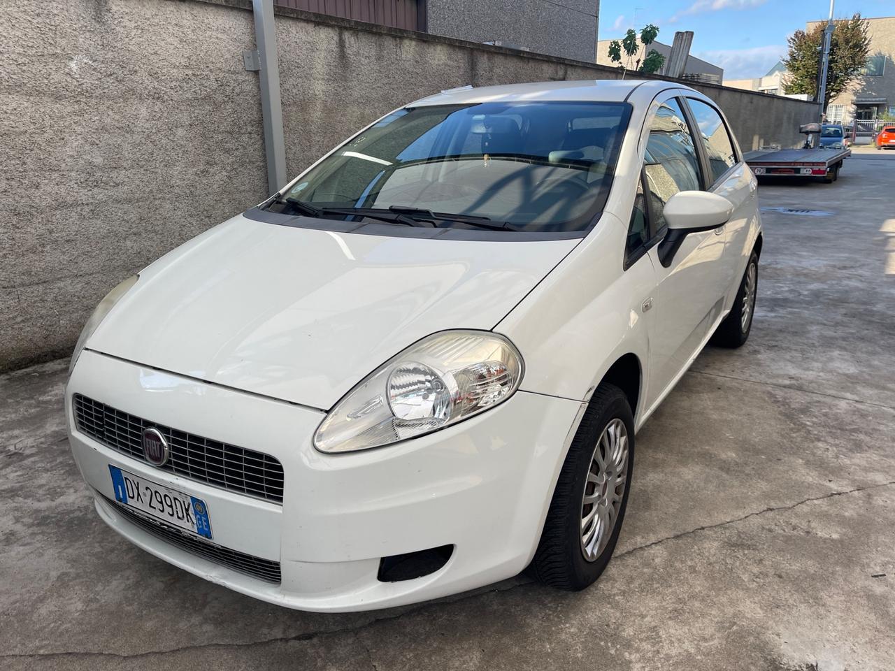 GRANDE PUNTO 1.4 BENZINA EURO5A NATURAL POWER