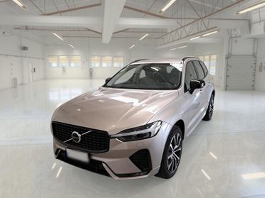 VOLVO XC60 B4 D AWD AUTOMATICO PLUS DARK SUV