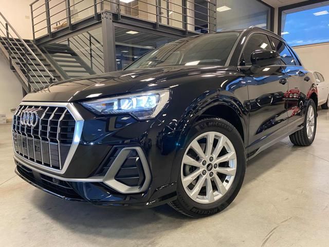 AUDI Q3 35 TDI quattro S tronic Sline