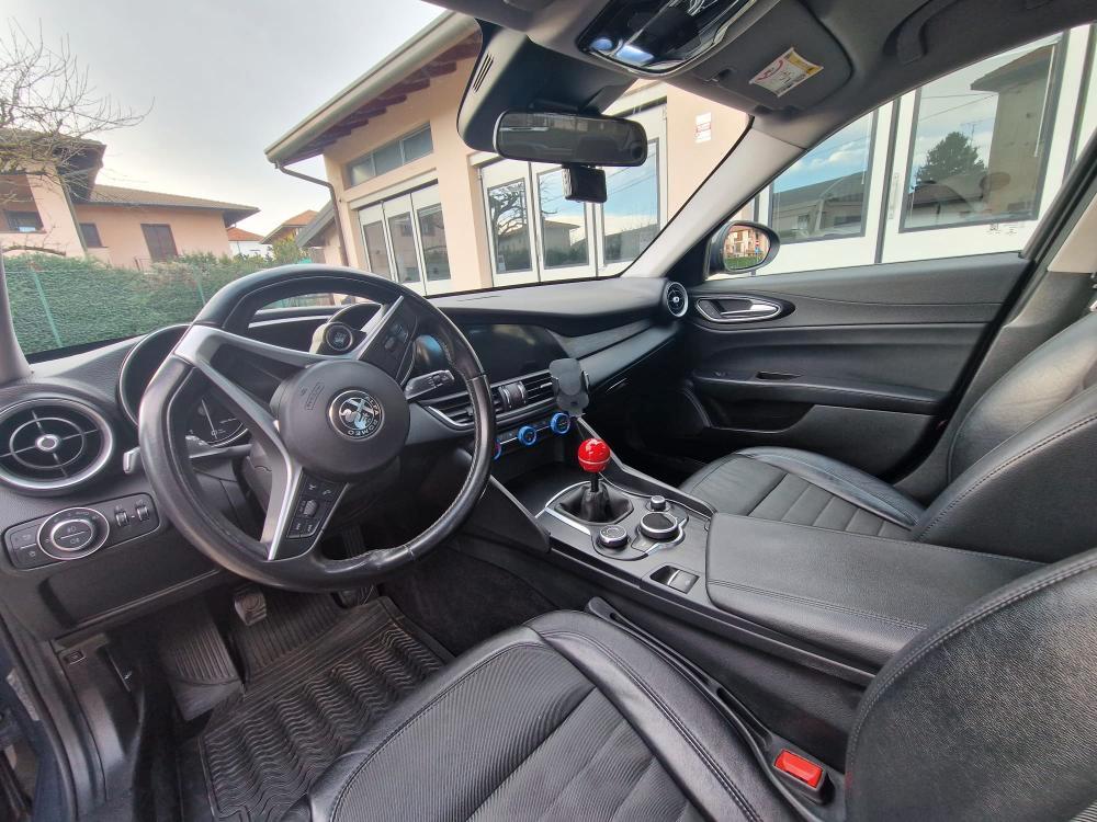 Alfa Romeo Giulia Berlina Giulia 2.2 t Business Sport 180cv