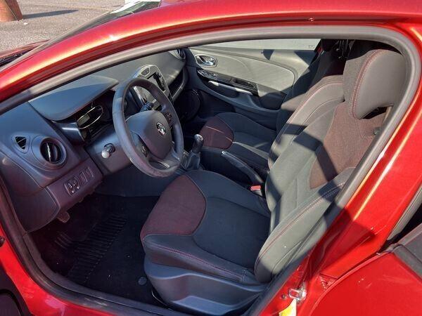 Renault Clio 1.2 75CV 5 porte Costume National