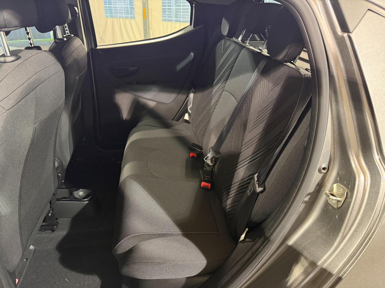 Lancia Ypsilon 1.0 firefly hybrid Gold s&s 70cv