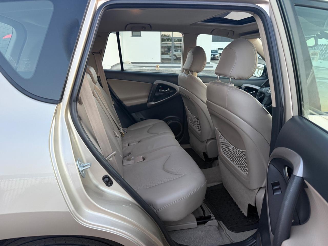 Toyota RAV 4 2.0 Benzina 152 Cv Automatica