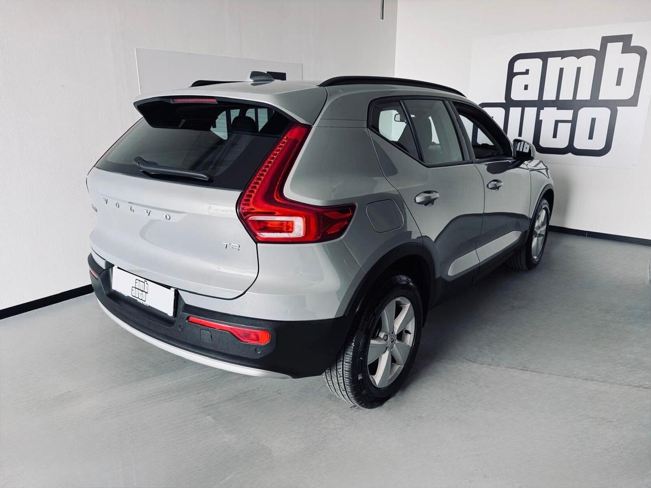 Volvo XC40 T2 automatico Essential