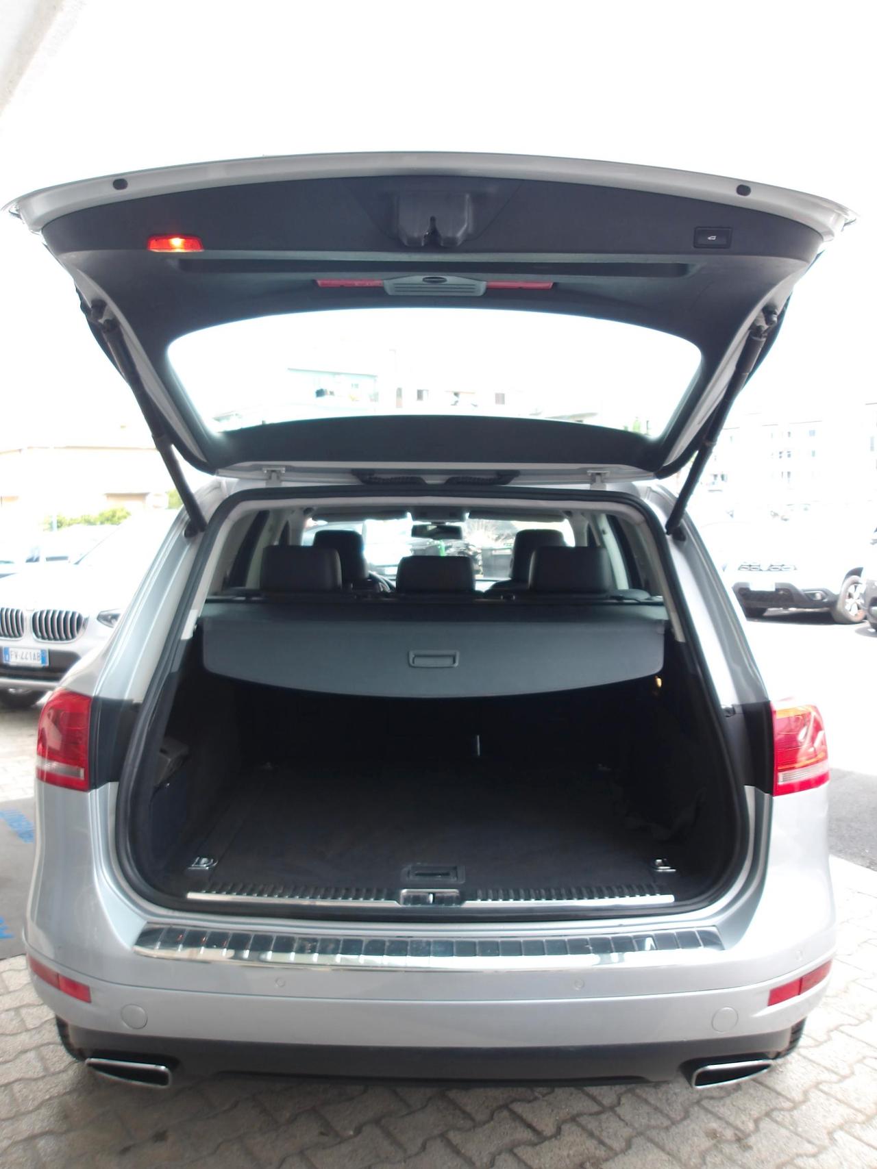 Volkswagen Touareg 3.0 V6 tdi tiptronic