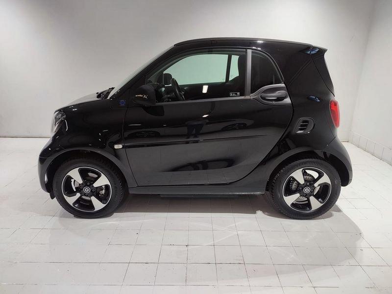 smart fortwo EQ Passion