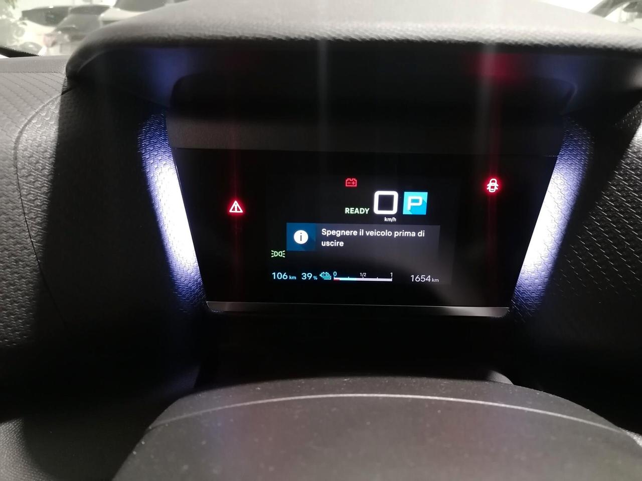 Citroen C4 X e-C4 X motore elettrico 136 CV Shine