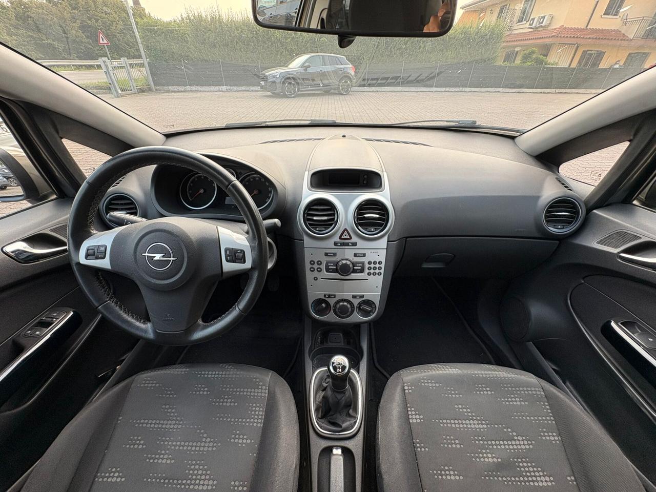 OPEL CORSA 1.2 BENZINA UNICA MANO SI A NEOPAT
