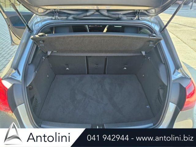 MERCEDES-BENZ A 200 Automatic AMG Line Premium