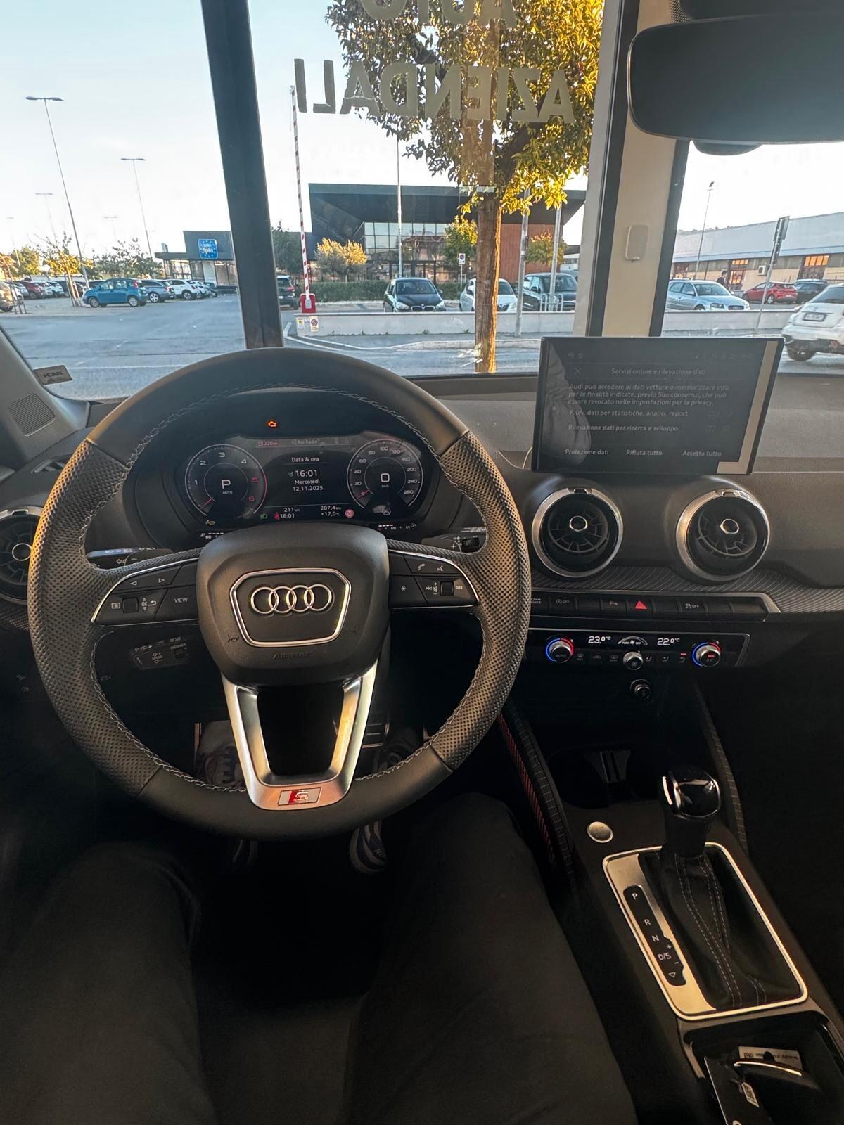 Audi Q2 35 TDI S tronic Identity Black Sline INTROVABILE