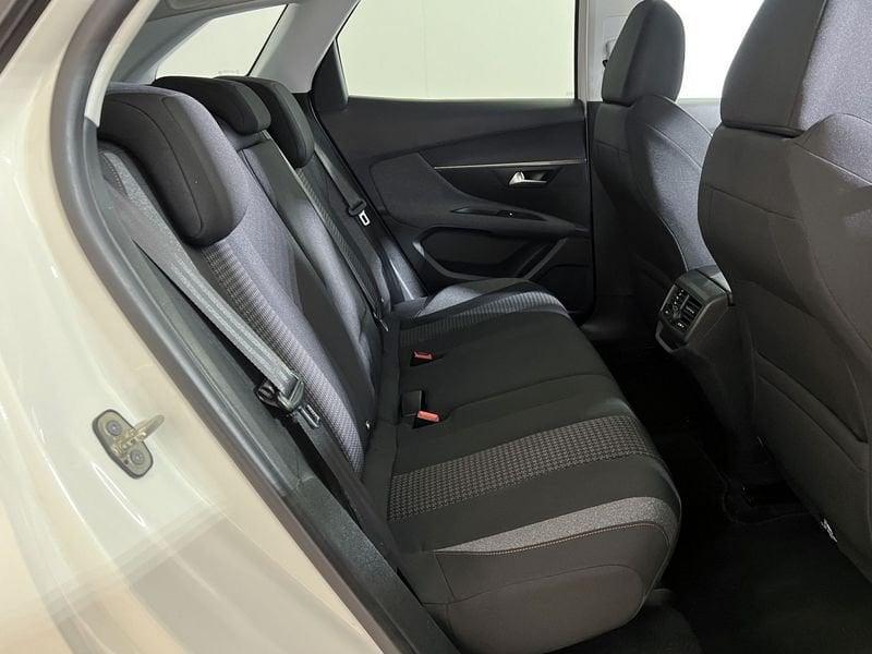 Peugeot 3008 3008 1.6 bluehdi Allure s&s 120cv eat6