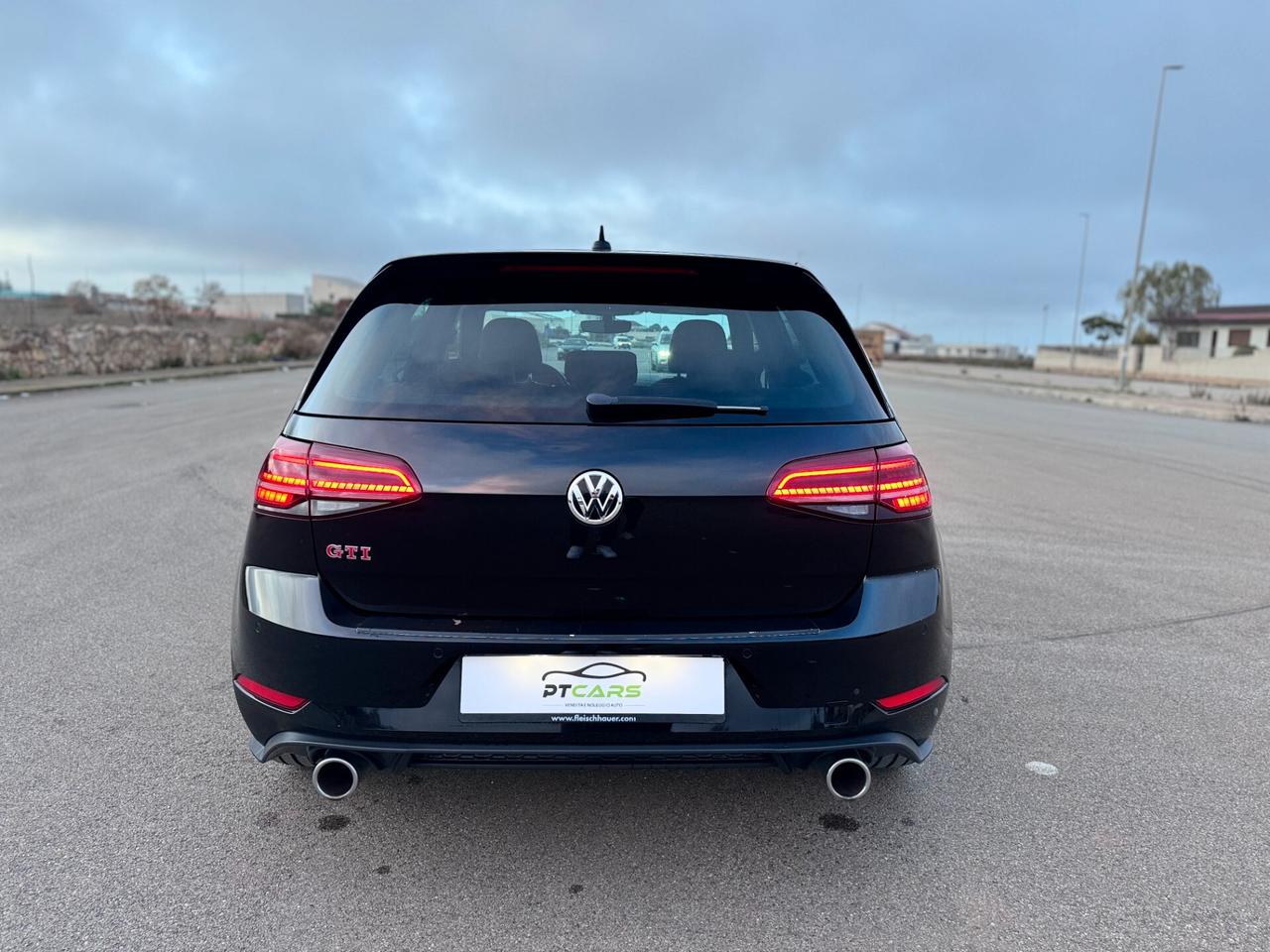 Volkswagen Golf 7.5 GTI Performance 245 CV TETTO*DSG*FULL