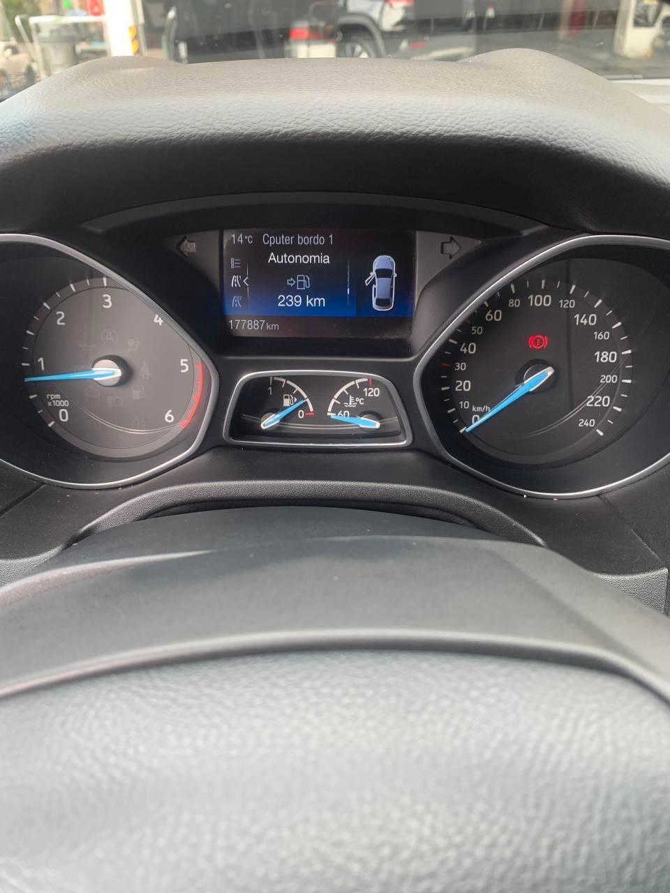 Ford Focus 1.5 TDCi 120 CV - ST Line - UNIPRO