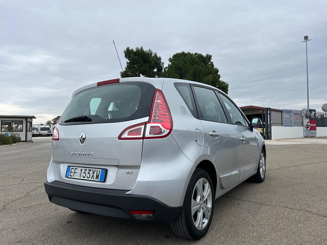 Renault Scenic Scénic X-Mod 1.5 dci 110cv TETTO - 2011