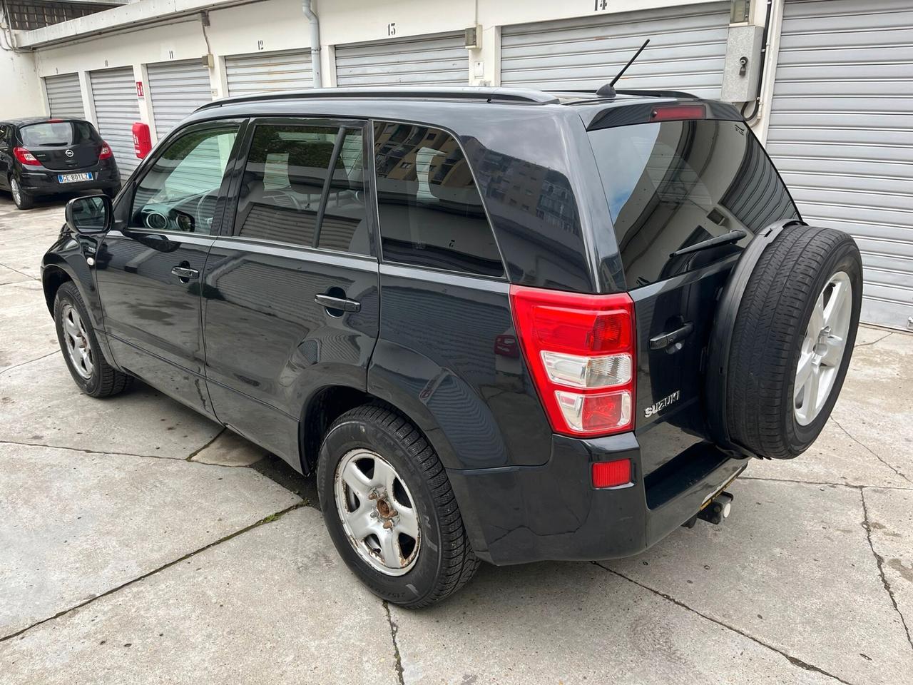 Suzuki Grand Vitara 1.9 DDiS 5 porte Executive Gancio Traino