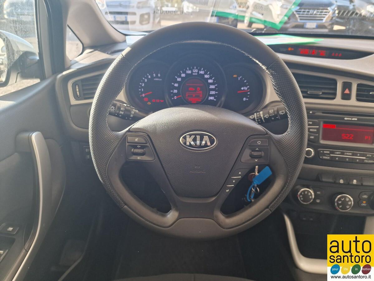 KIA CEE’D 1.4 DIESEL COOL