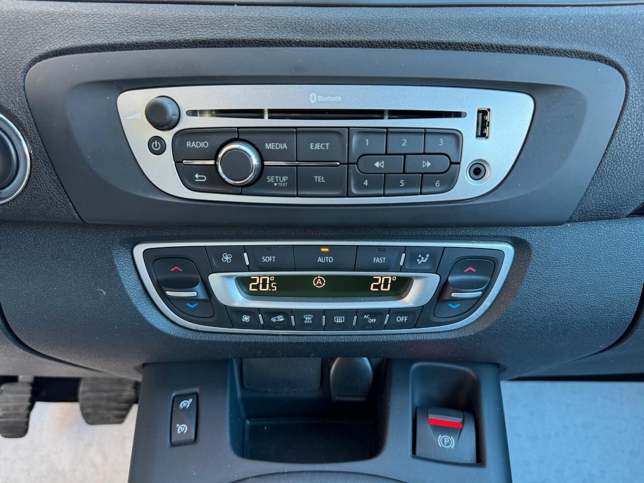 RENAULT SCENIC XMOD 1.5 DCI WAVE 110 CV