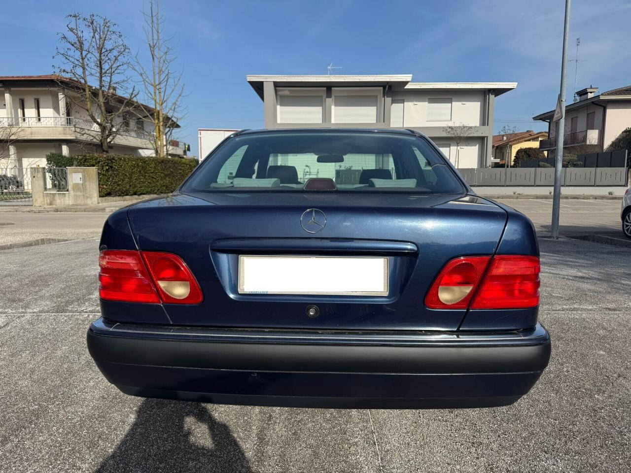 Mercedes Classe E 200 Elegance W210 Benzina – Ottime Condizioni