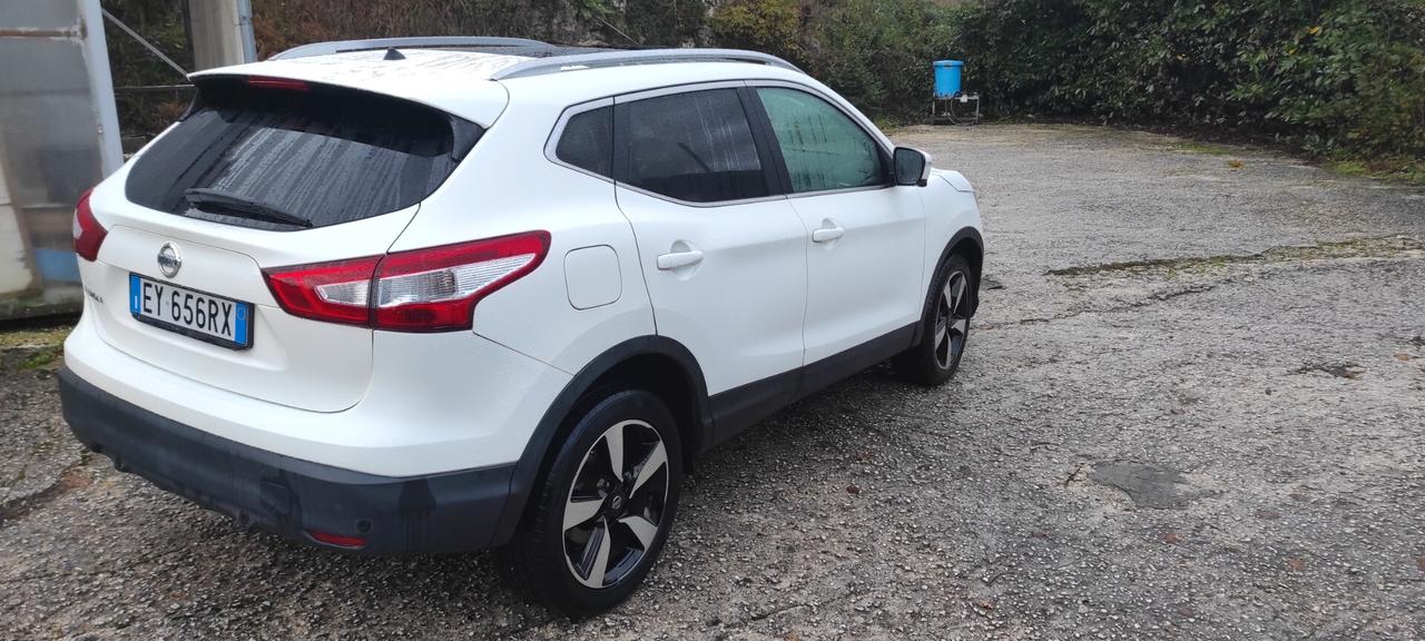 Nissan Qashqai 1.6 dCi 2WD Tekna 360