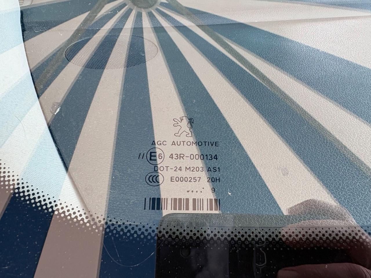 Peugeot 3008 1.6 HDi 110CV cambio robotizzato Outdoor