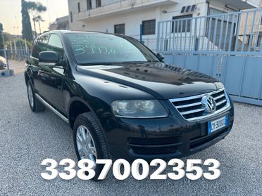 Volkswagen Touareg 3.0 V6 TDI DPF tiptronic gancio traino navigatore pari al nuovo