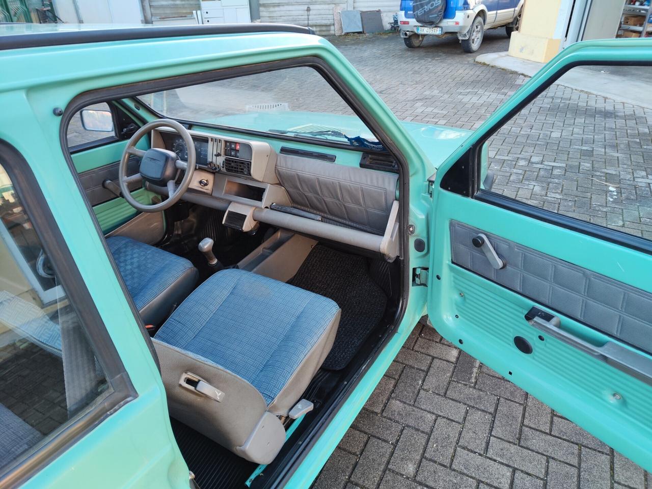 Fiat Panda 900 i.e. cat Young 2000