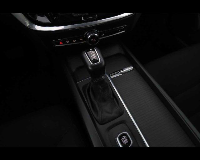 VOLVO V60 D3 Geartronic Momentum Business