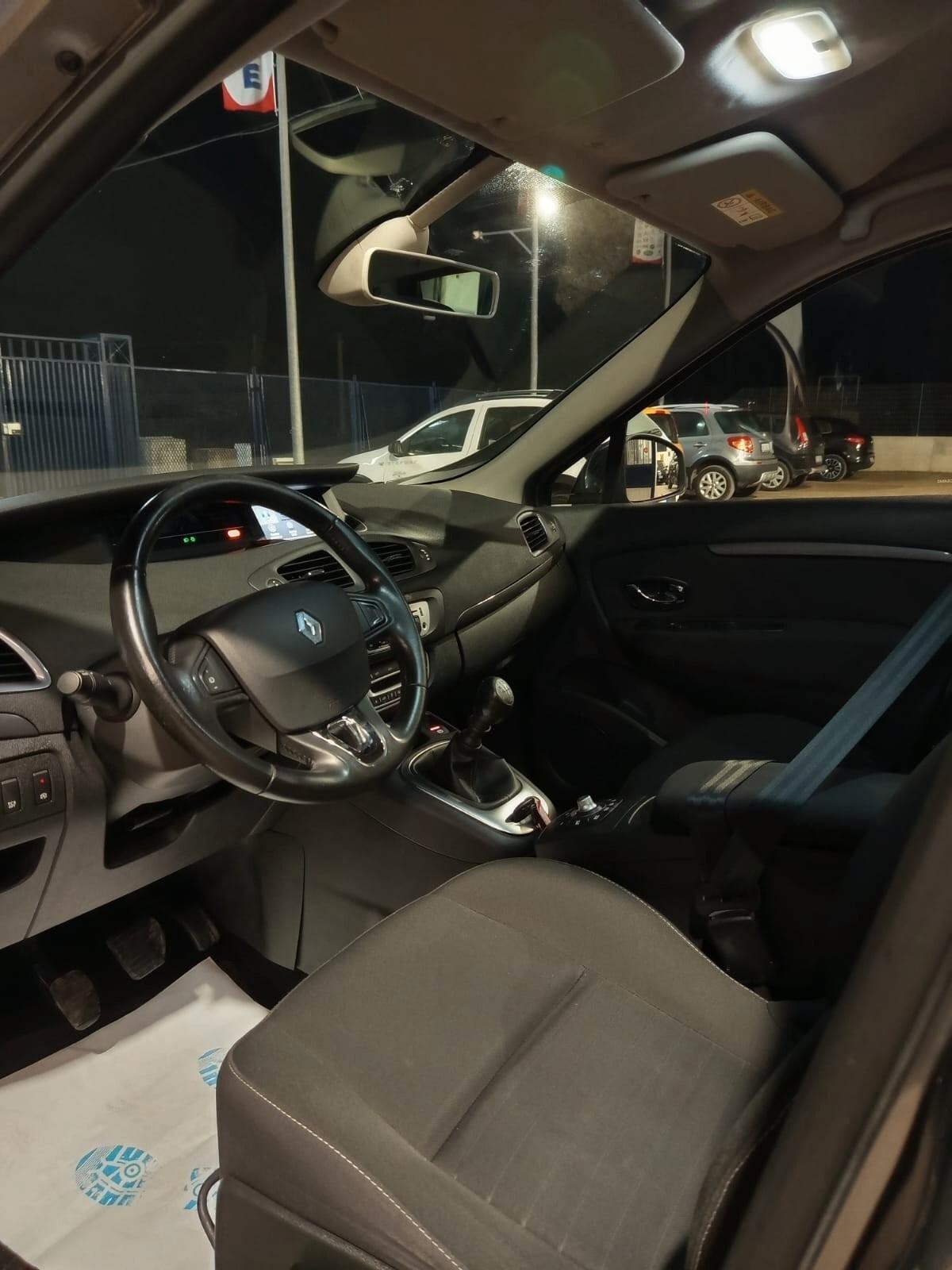 Renault Scénic XMod dCi 110 CV Start&Stop Energy Limited