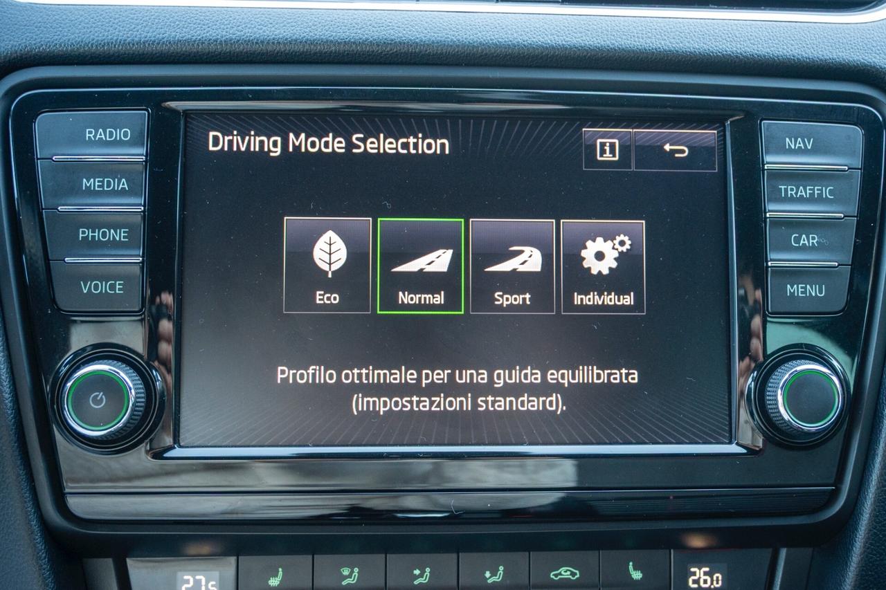 Skoda Octavia RS 2.0 TDI 4x4 DSG Wagon - CINGHIA OK