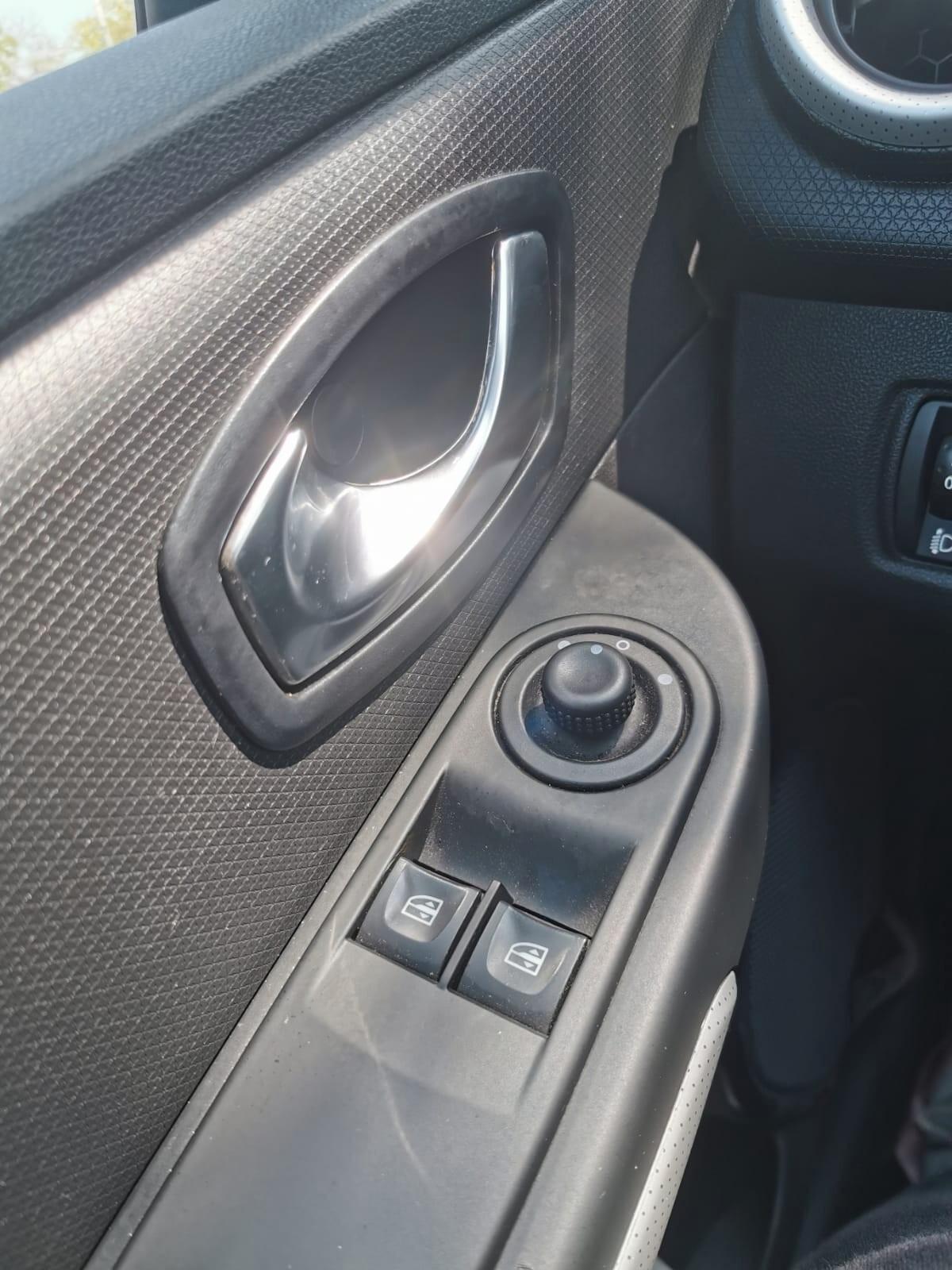 Renault Clio TCe 12V 90 CV S&S 5P. Energy Duel 2016