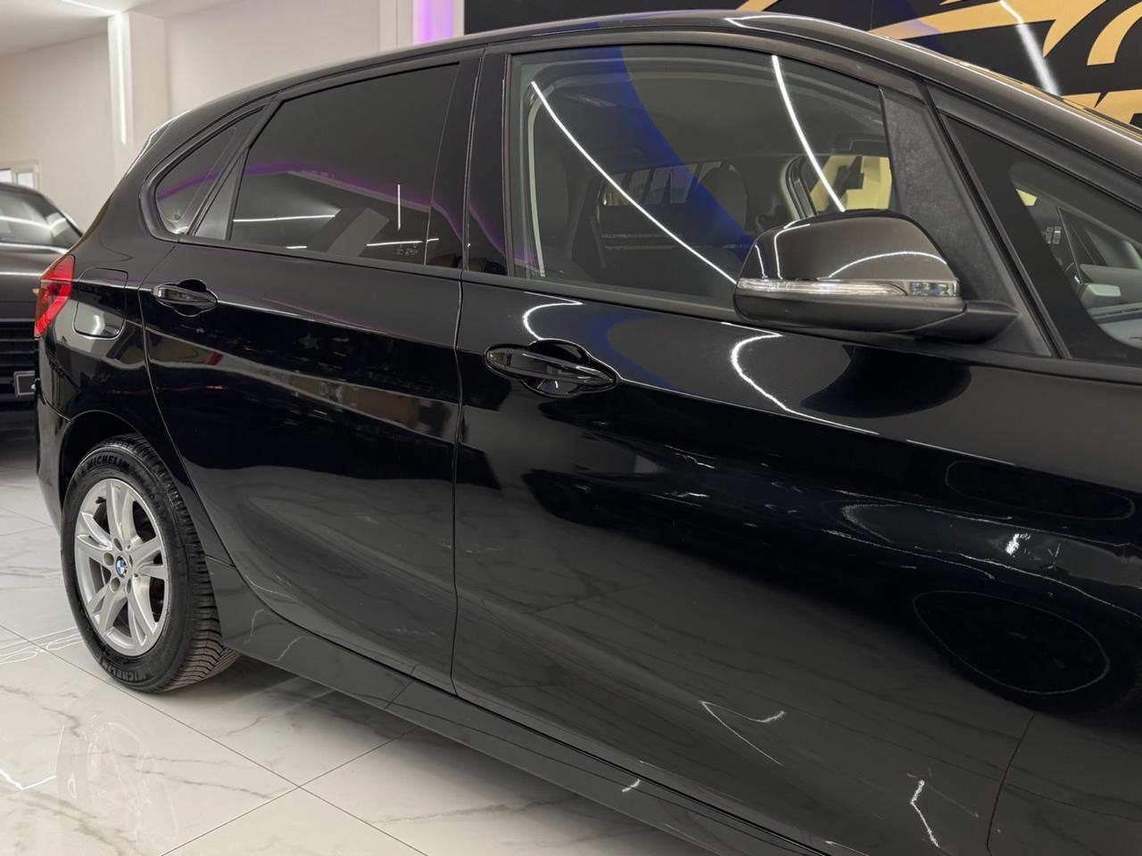 Bmw Serie 2 216d Active Tourer Luxury