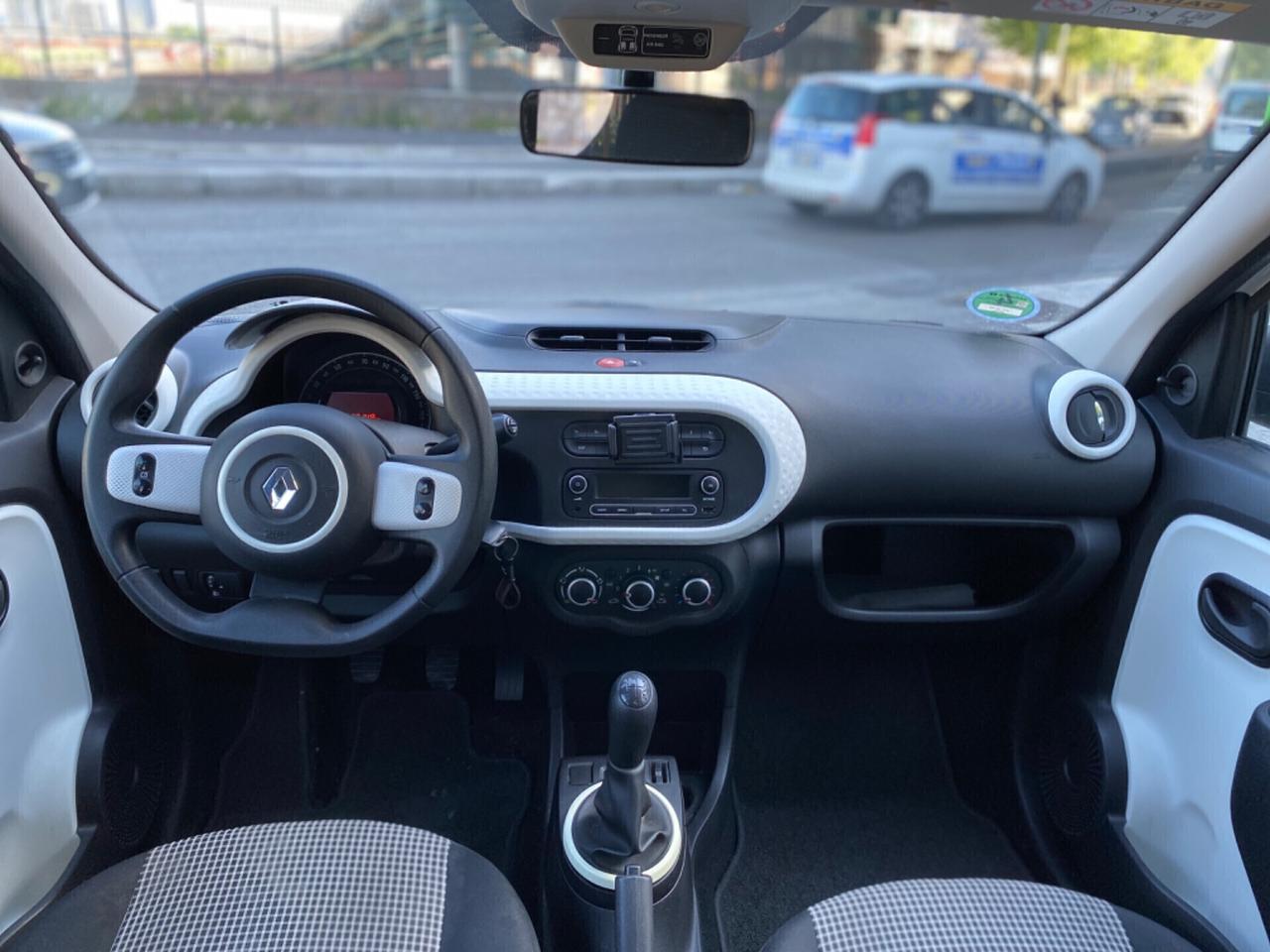Renault Twingo 1.0 Sce 2015