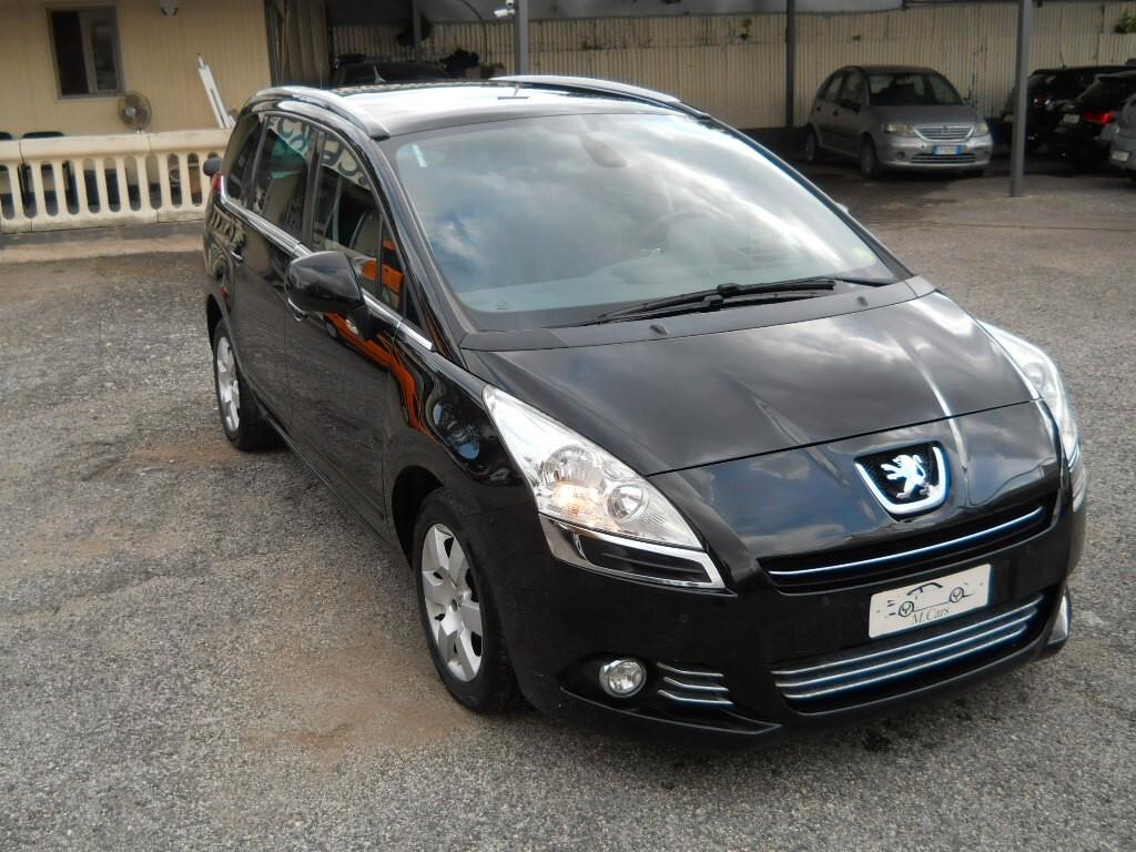 Peugeot 5008 1.6 HDi 115CV Allure