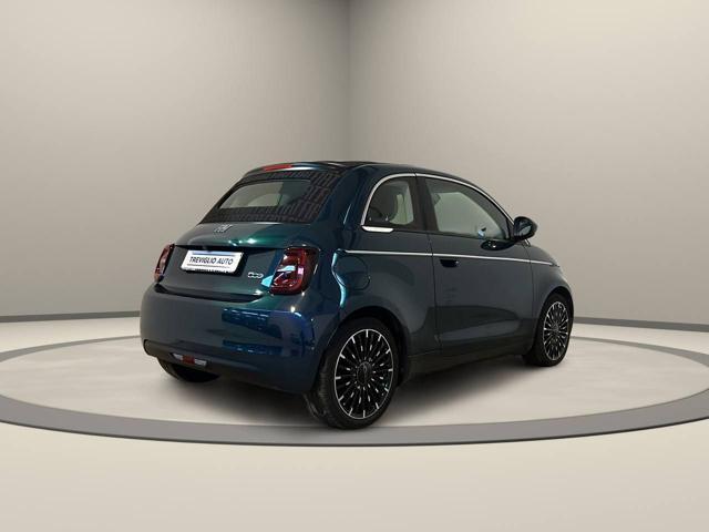 FIAT 500C Cabrio 42 kWh La Prima 320 Km autonomia