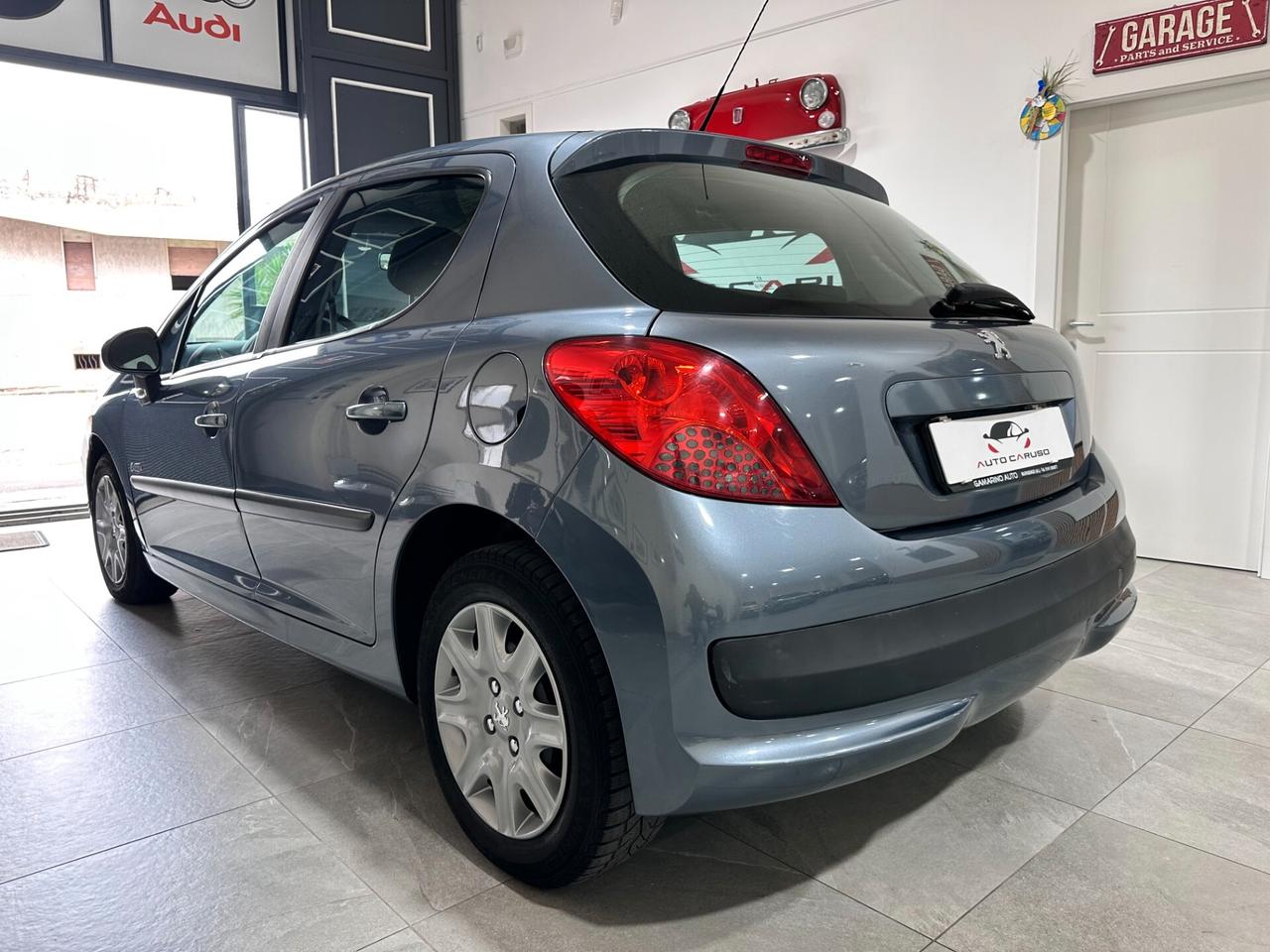 Peugeot 207 1.4 HDi 70CV 5p. NEOPATENTATI – UNICO PROP.