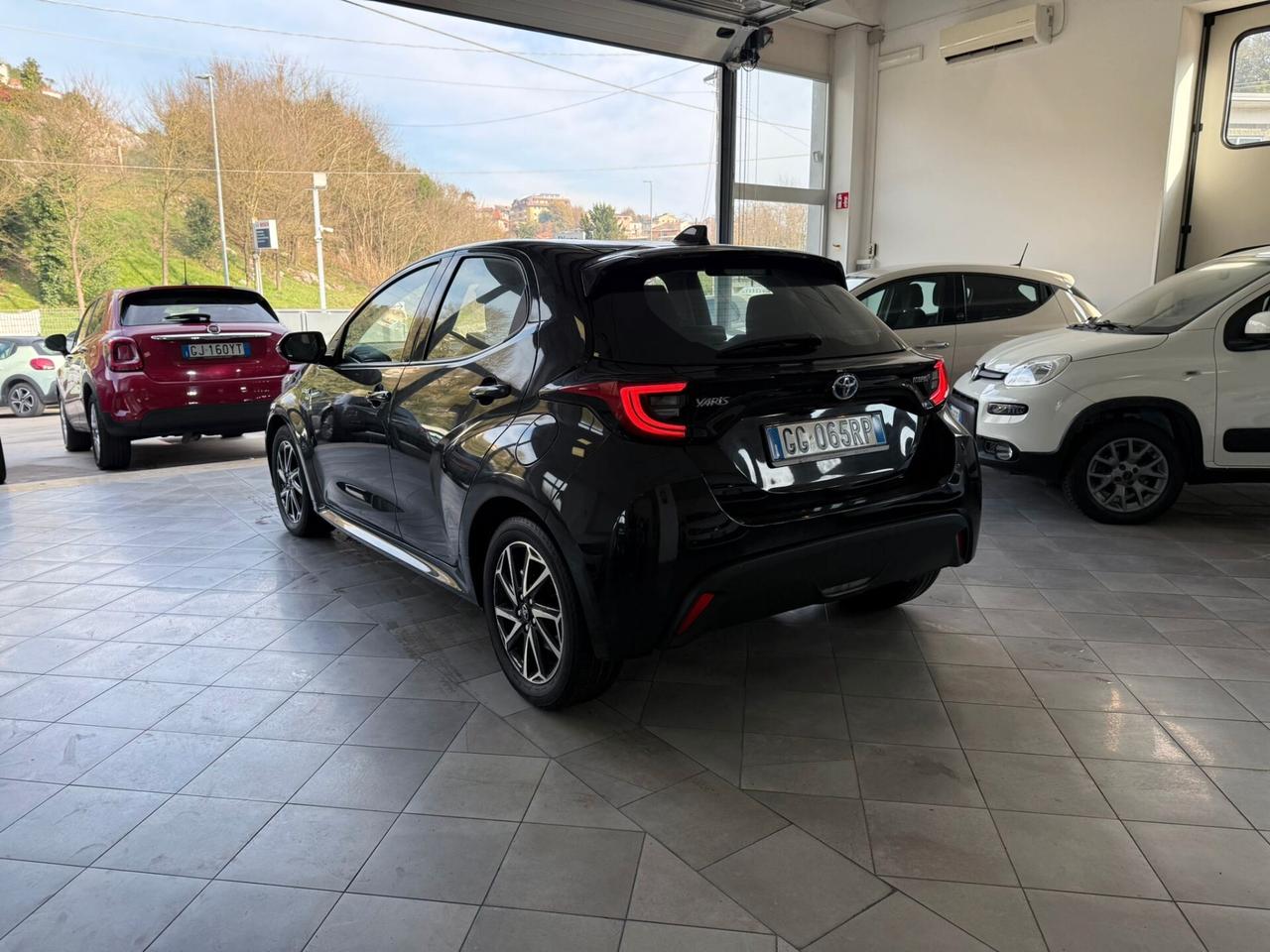 Toyota Yaris 1.5 Hybrid 5 porte Trend