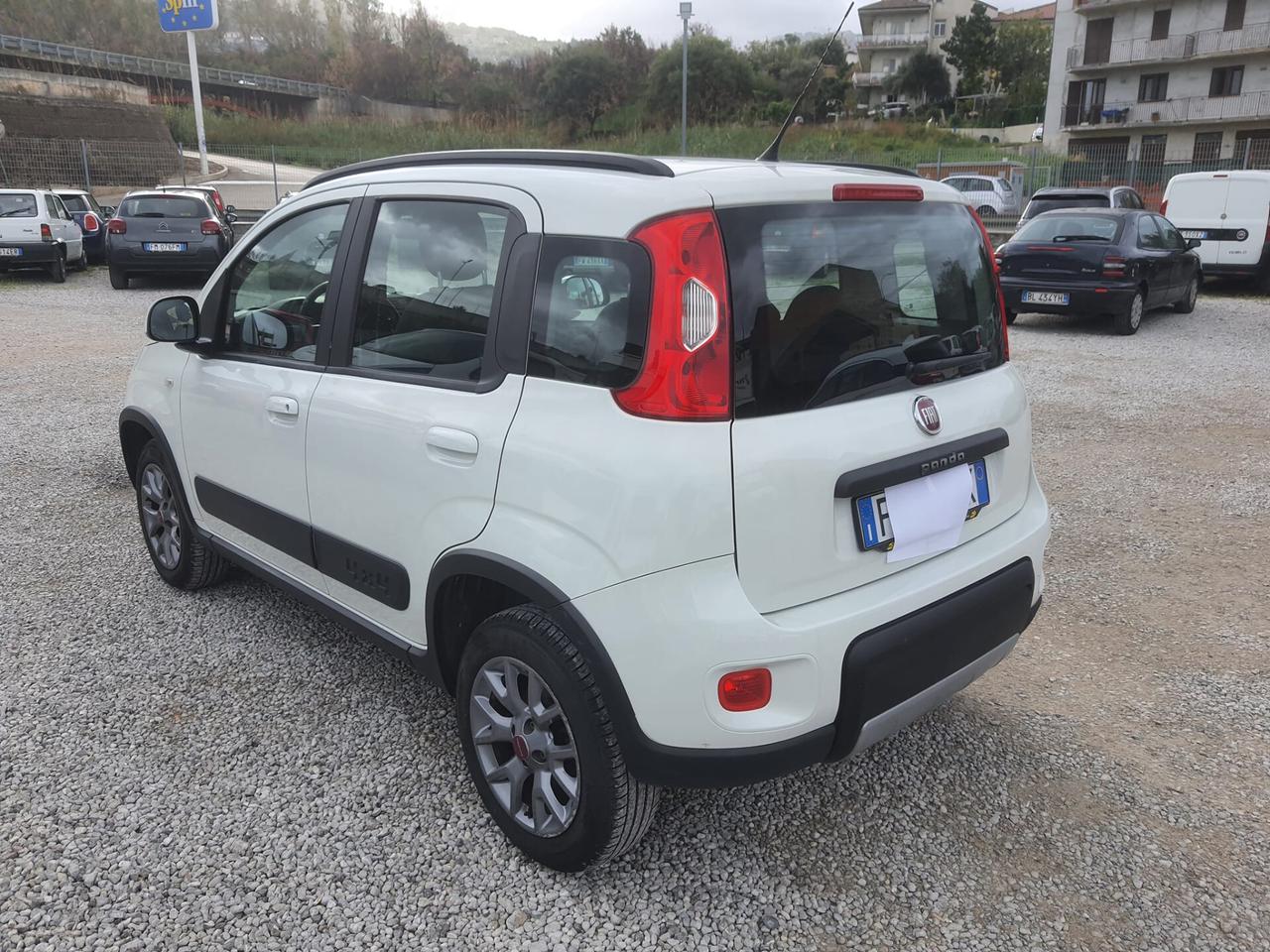 fiat panda 4x4 aziendale fatturabile con iva esposta verttura italiana 1.3 diesel 95 cv prezzo al netto di € 2000 di rottamazione