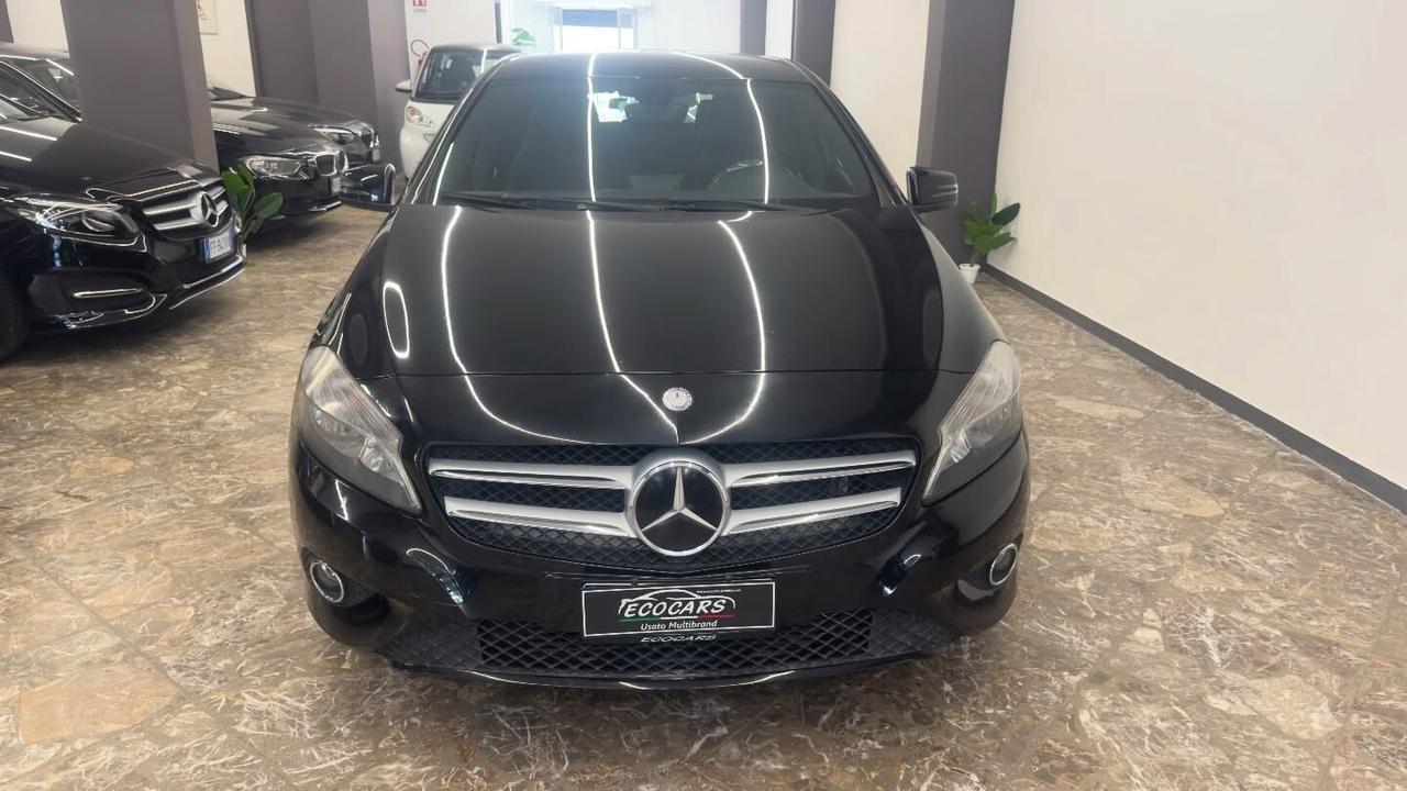 Mercedes-benz A 180 CDI 109CV Sport - 2014