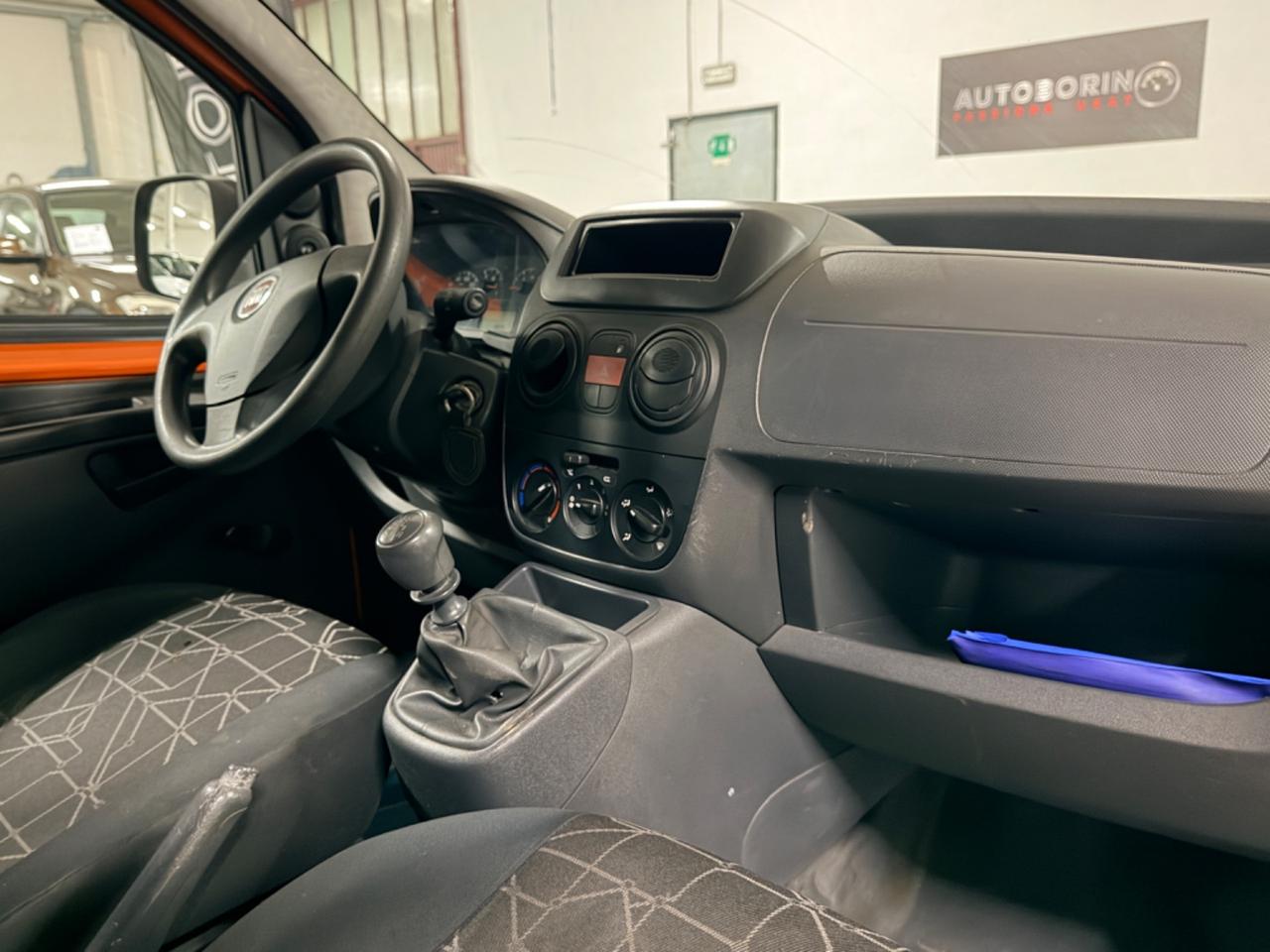 Fiat Fiorino 1.4 8V Combi Semivetrato Natural Power