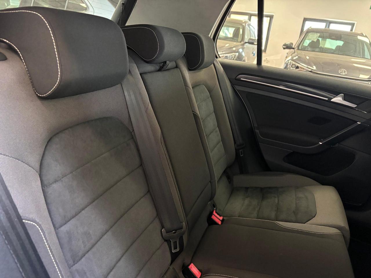 Volkswagen Golf 5p 1.6 tdi (btdi) Comfortline 110