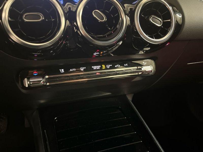 Mercedes-Benz GLA 180 d Automatic Business Extra