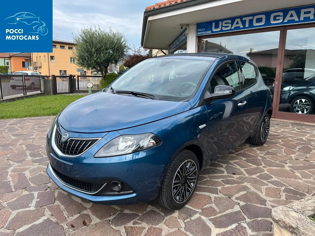 Lancia Ypsilon 1.0 FireFly 5 porte S&S Hybrid Ecochic Gold