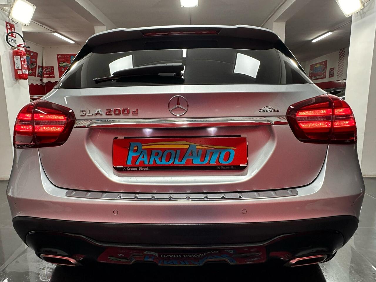 Mercedes GLA 2.1 136cv 200 d Premium - 2019
