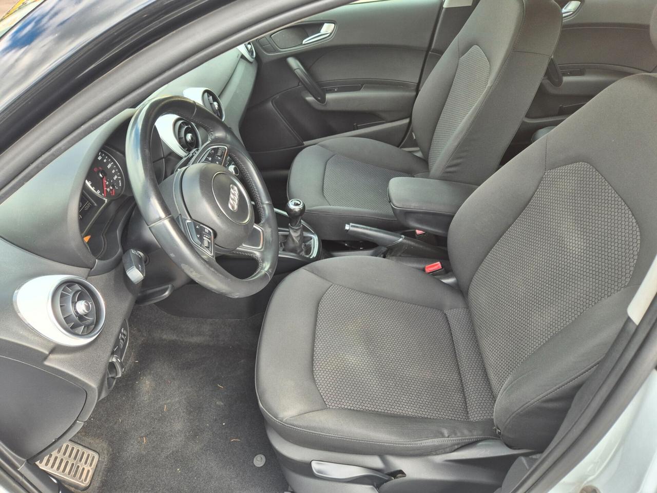 Audi A1 SPB 1.2 TFSI S line edition