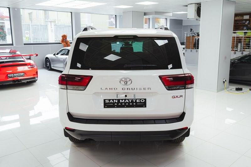 Toyota Land Cruiser LC300 ARMORED B6 *NET PRICE*
