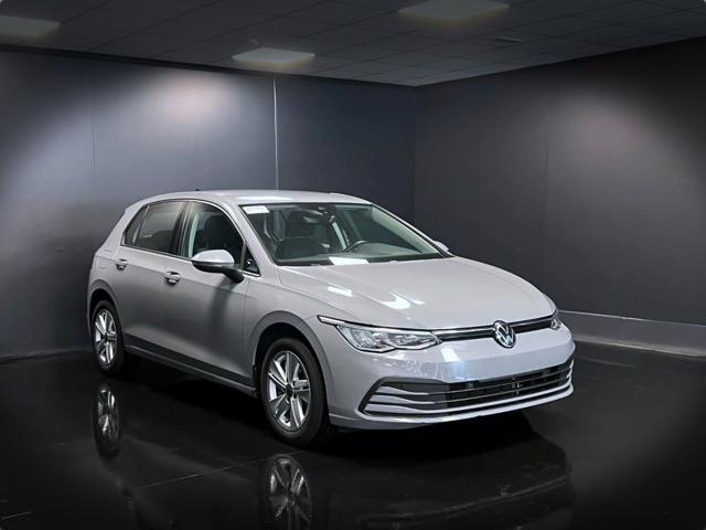 VOLKSWAGEN Golf 1.0 eTSI EVO DSG Life 110CV