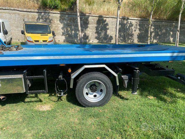 Mercedes carro attrezzi scarrabile con gru