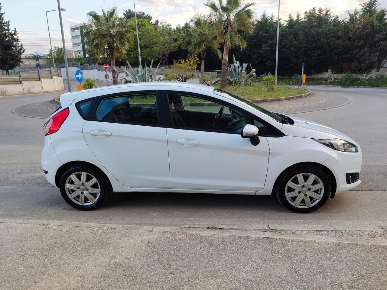 Ford Fiesta 1.5 TDCi 75CV 2015 BELLISSIMA!!!!!!