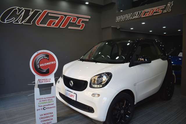 smart forTwo 1.0 71cv Twinamic Automatica Youngster ITALIANA