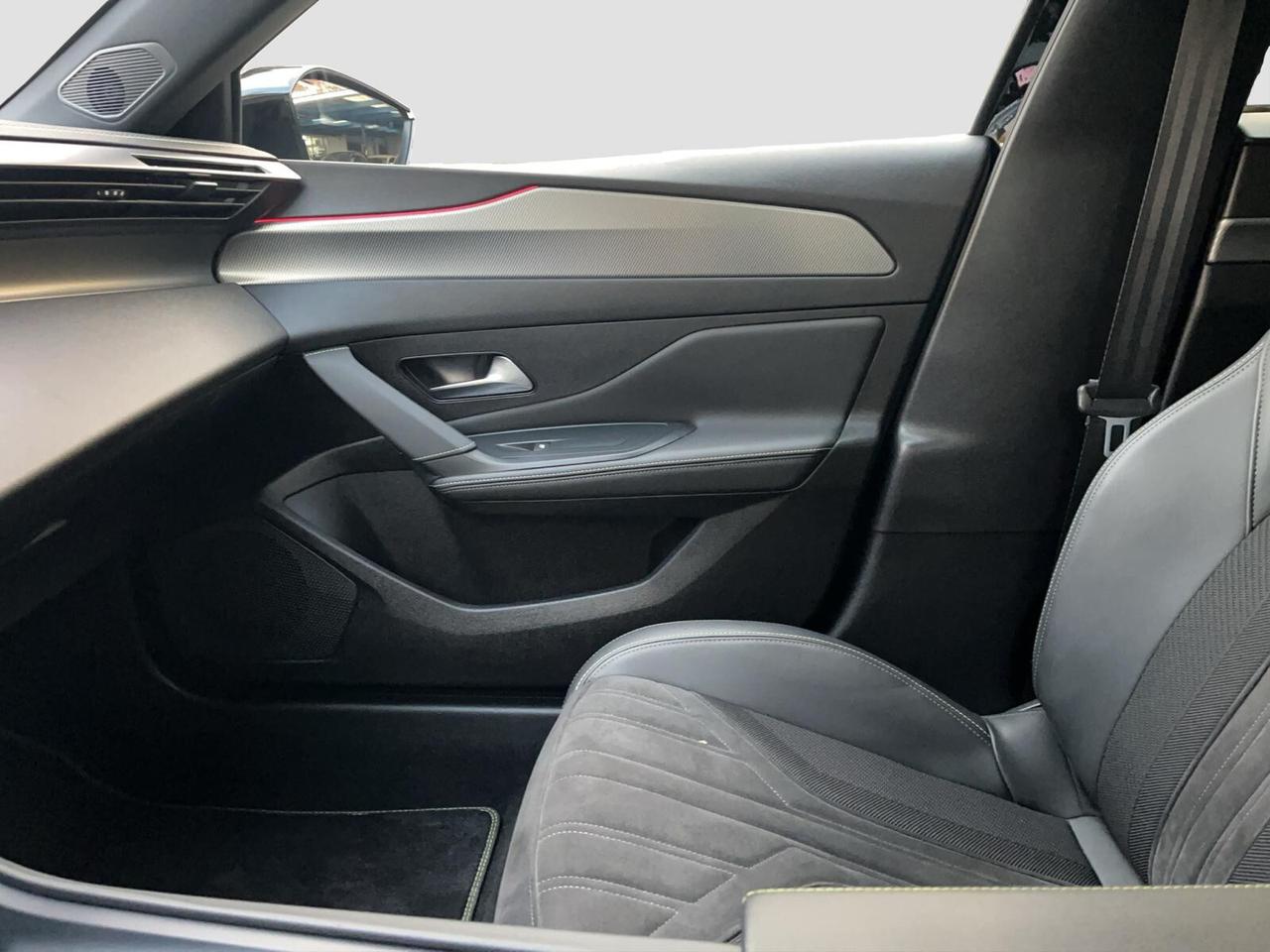 Peugeot 308 1.5 BlueHDi 130cv GT automatica 2023